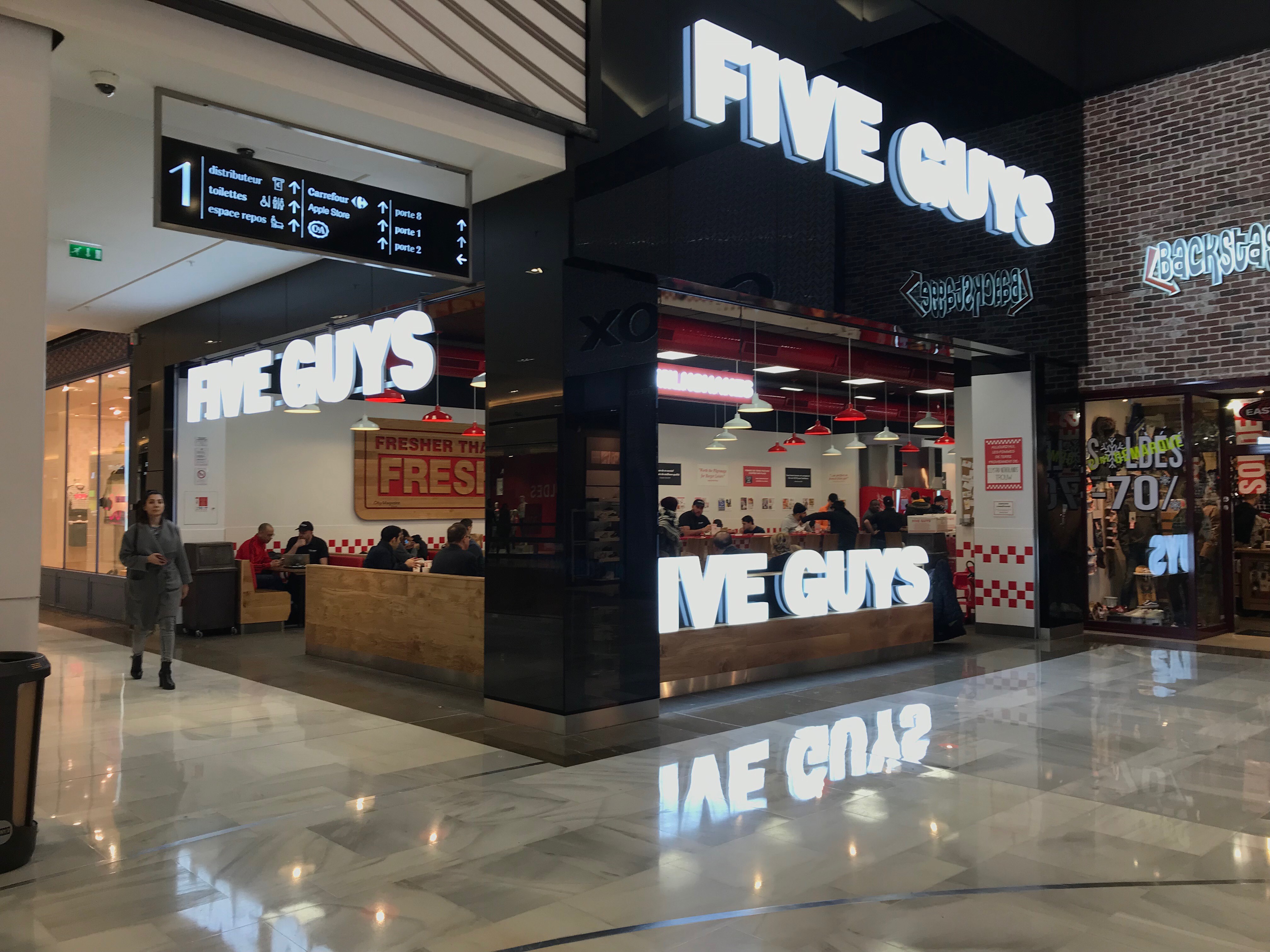 Five Guys restaurant image 3 